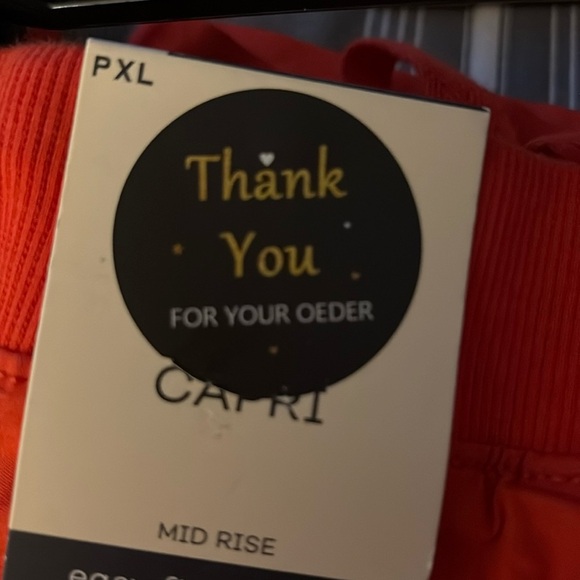 St. John's Bay Utility Mid Rise Capris Size XL New - Picture 4 of 4